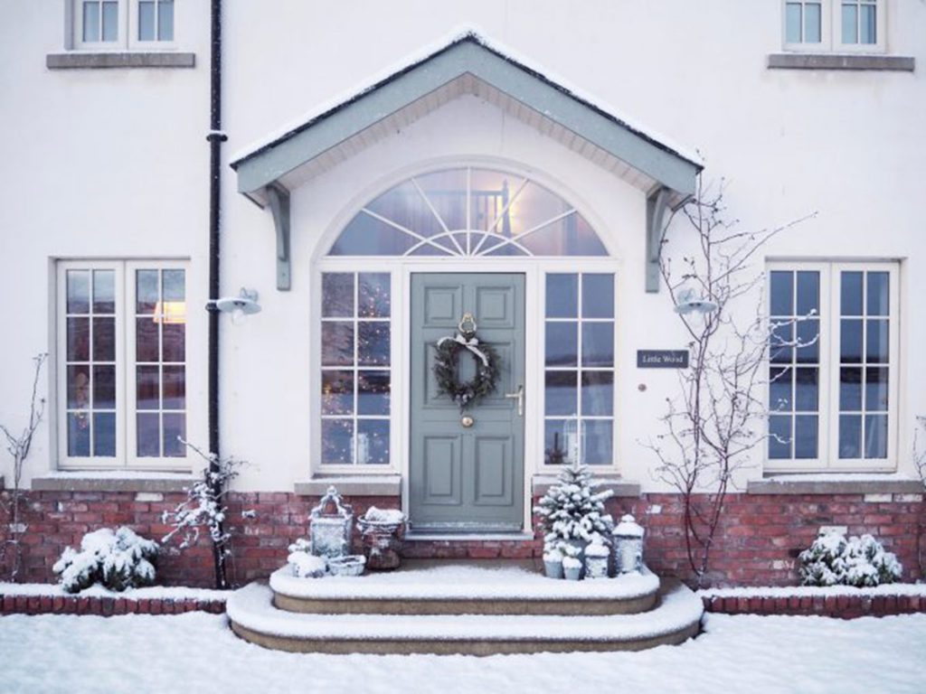 Green-door-With-Wreath