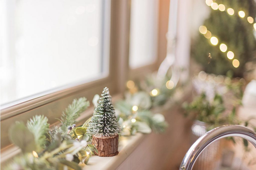 Window-With-Christmas-Tree